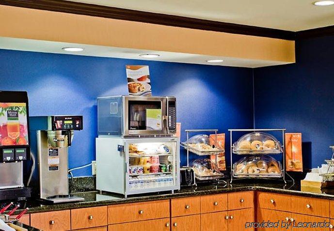 Fairfield By Marriott Inn & Suites Columbia Harbison Restaurant bilde